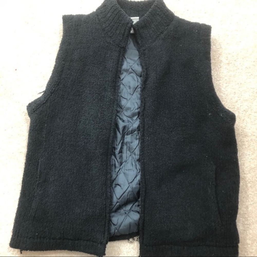 💥SALE!! 3/$20 💥 textured vest Colorado Clothing